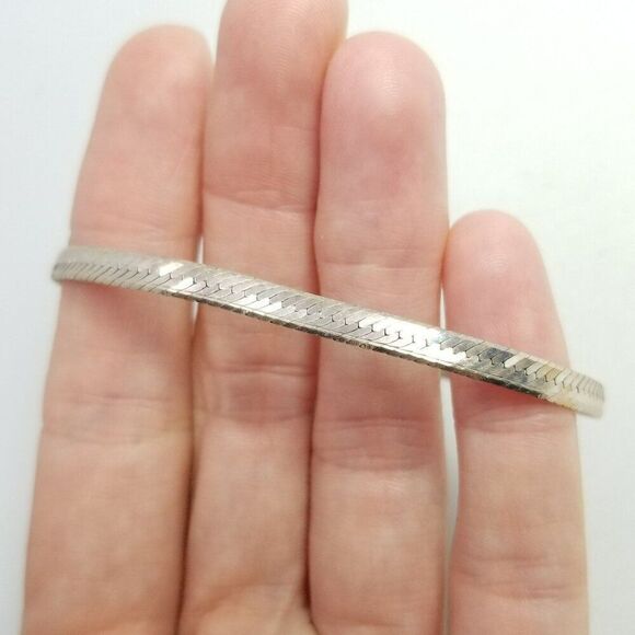 Vintage Sterling Silver Herringbone Flat Chain Bracelet, Made in Italy, Estate - Picture 7 of 8